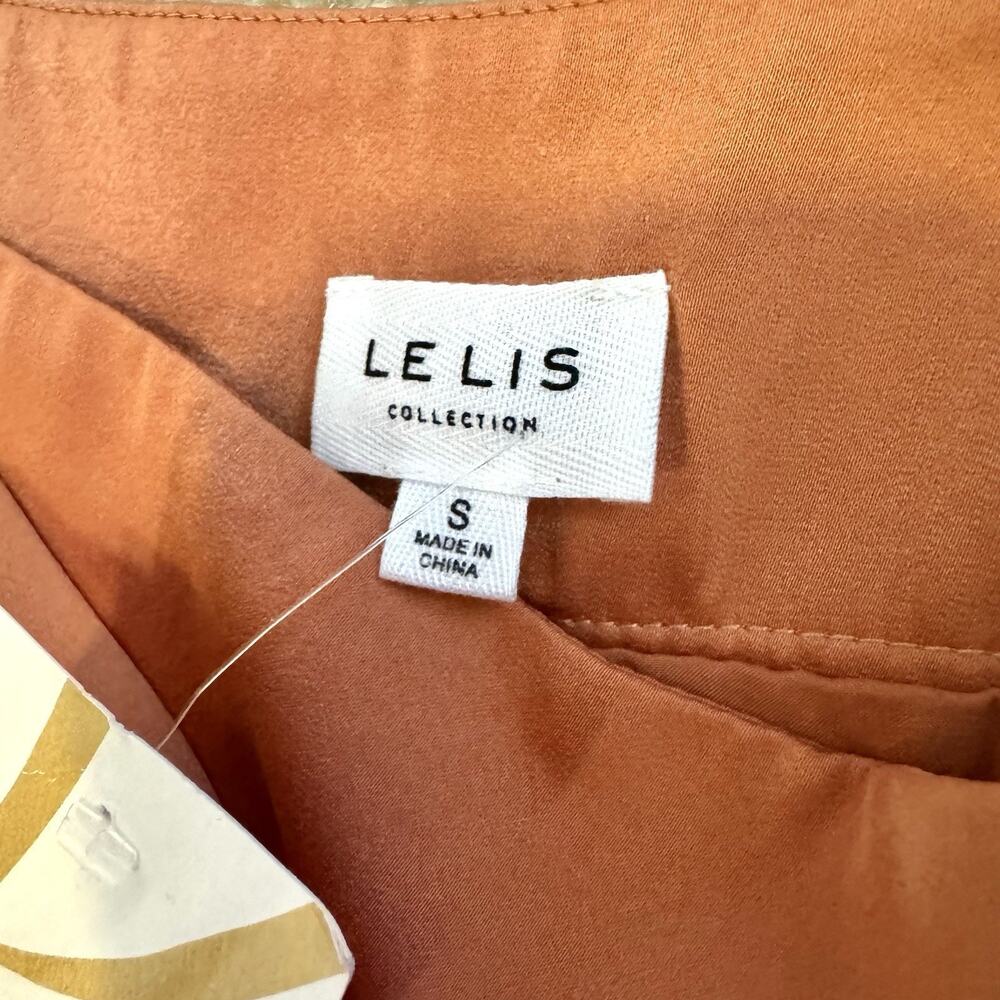 Le Lis Burnt Orange Wrap Mini Skirt Size Small Tie Waist Flowy Silky Satin Look - Picture 7 of 16
